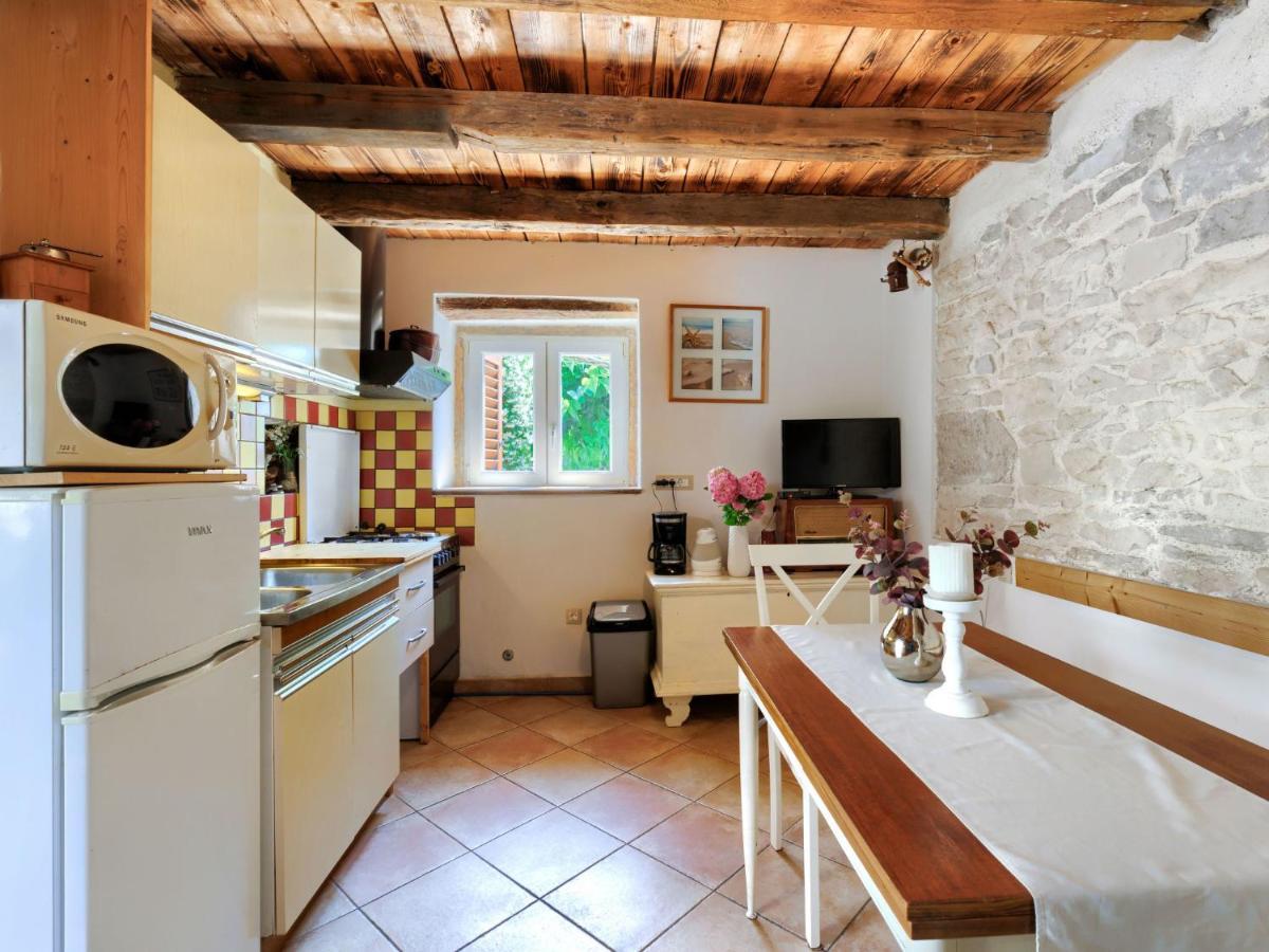Holiday Home Pinia I - Kst126 By Interhome Kaštelir Екстериор снимка